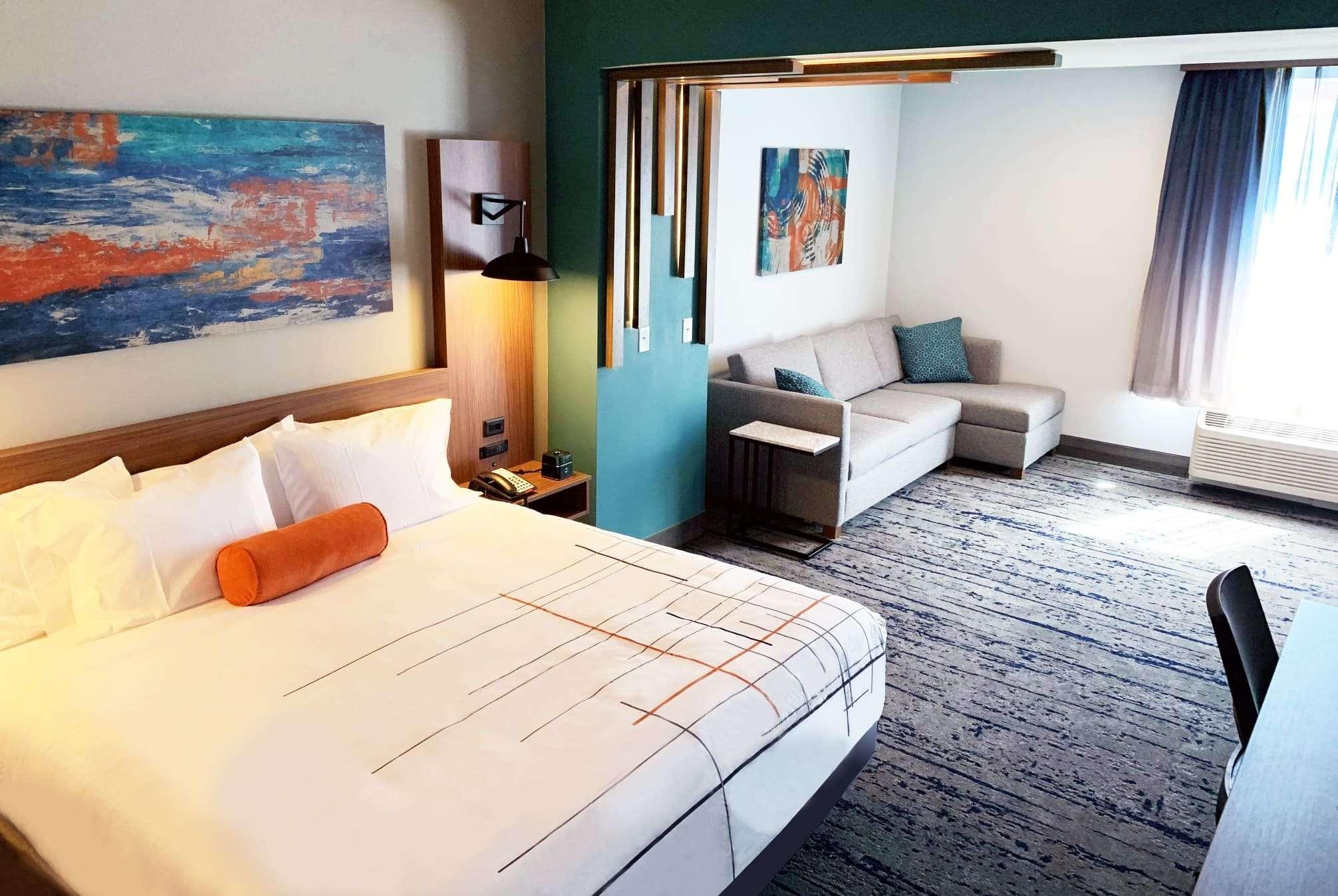 La Quinta Inn & Suites By Wyndham Dallas - Frisco Stadium エクステリア 写真